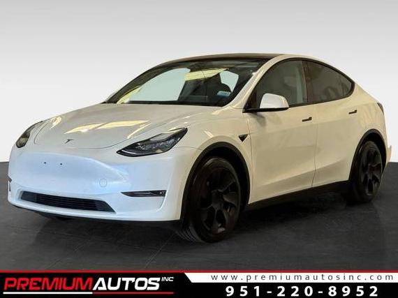 TESLA MODEL Y 2020 5YJYGDEE4LF014791 image